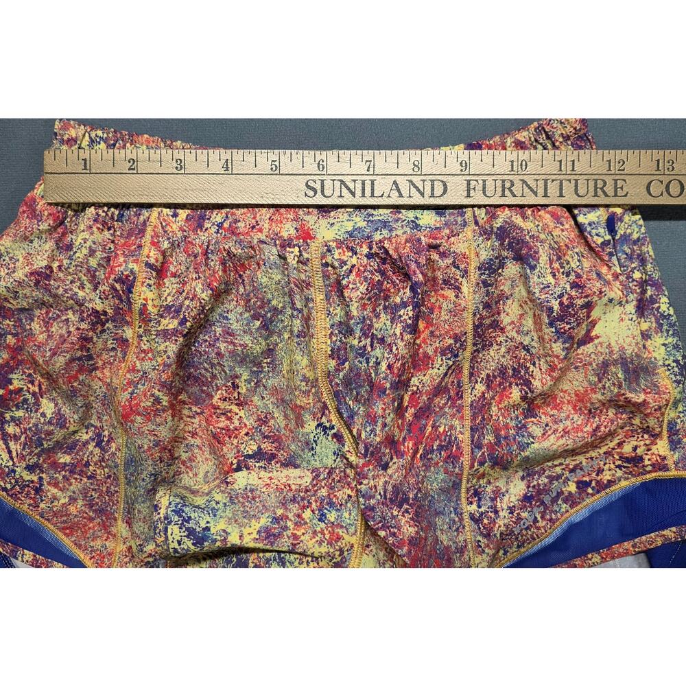 Lululemon Womens 6 Hotty Hot Running Shorts Special Edition Seawheeze Marathon - Picture 4 of 9